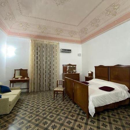 Crispi Accomodation B&B Catania Ngoại thất bức ảnh